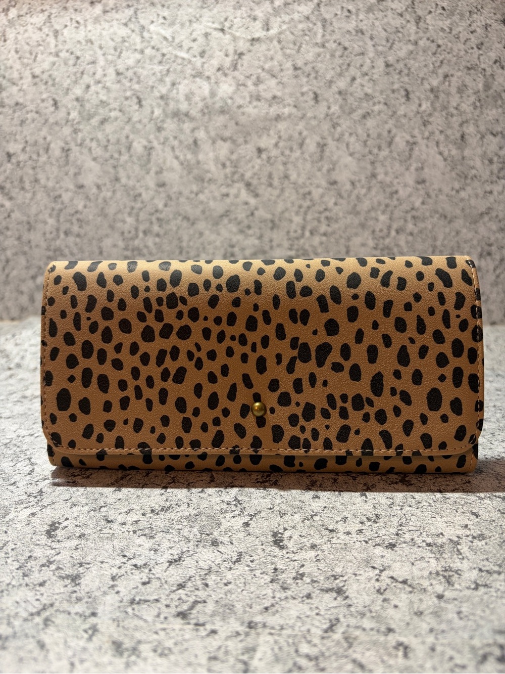 Universal Thread Leopard Print Tri-Fold Wallet – Cheetah Dalmatian Flap Clutch